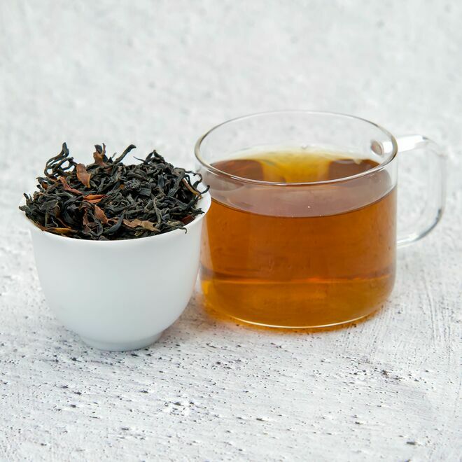 Arbre ancien sauvage Noir