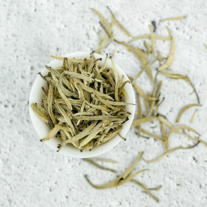 Yunnan Baihao Yinzhen « Aiguille d'argent »